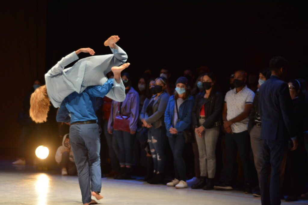 Dando continuidad al Encuentro Movimientos Transversales, el Instituto Nacional de Bellas Artes y Literatura (Inbal), a través de su Coordinación Nacional de Danza (CND), presenta
