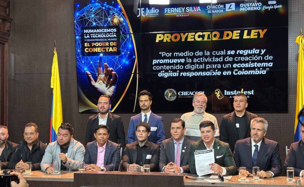 Colombia busca regular a influencers y creadores de contenido