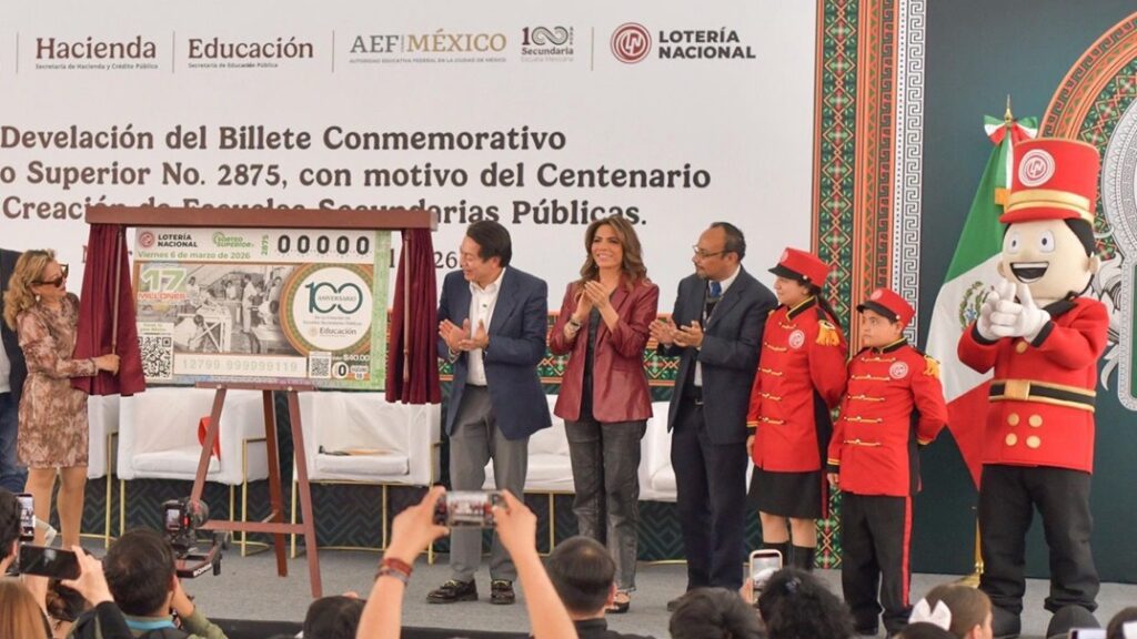 Develan SEP y Loteria Nacional, billete conmemorativo del Centenario de las Escuelas Secundarias Públicas en México
