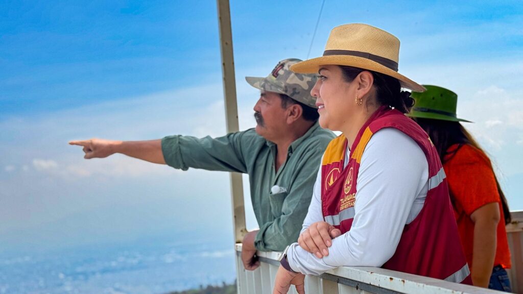 Realizan “Tequio Mucho” en el Cerro Ayaquemetl