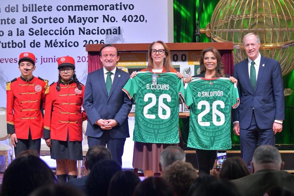 Lotería Nacional presenta en billete dedicado a la Selección Nacional de Futbol México 2026