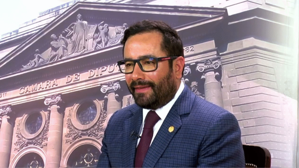 Víctor Hugo Romo